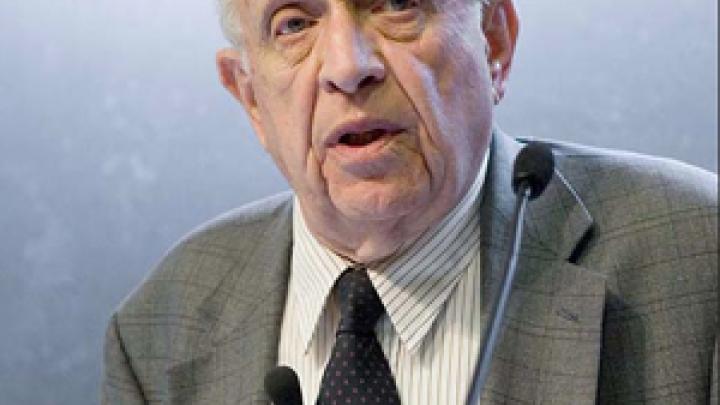 Nobel Laureate Roy J. Glauber